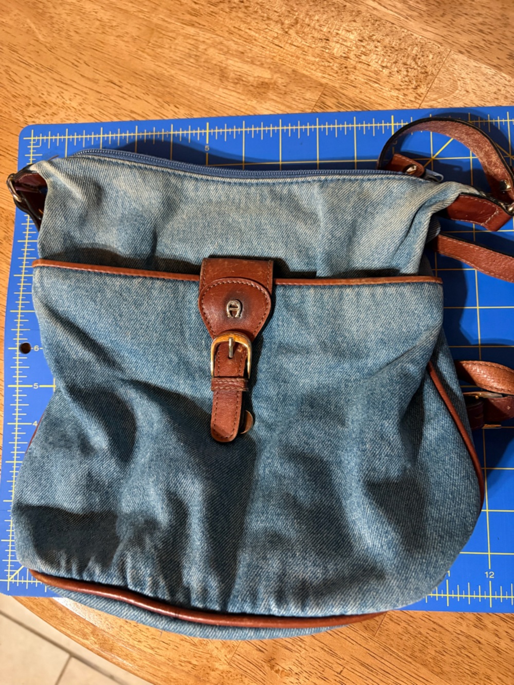 Aigner vintage Denim Crossbody Bag with Brown Leather Trim - Picture 8 of 8